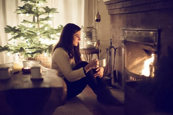 ¿Por qué a la gente le gusta instalar una chimenea?  Esta afición ya está escrita en los genes.